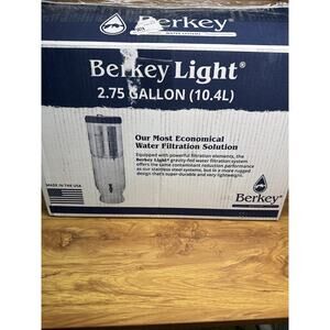 Berkey Light Water Filtration System W/2 Black Filter Elements 2.75 Gallon